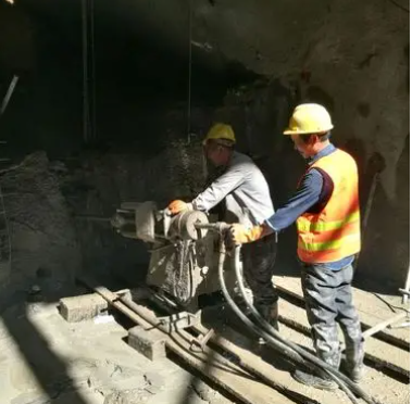 威宁水下抗分散灌浆料特点 水下不分散注浆料介绍